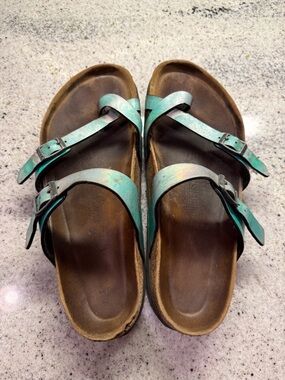 Birkenstock Iridescent Blue Size 39 Sandals